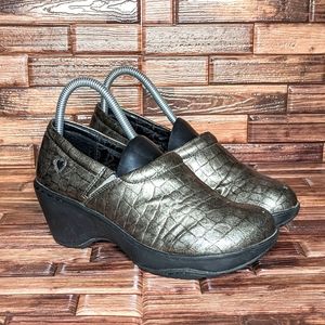 Nurse Mates Clog - Women's 7